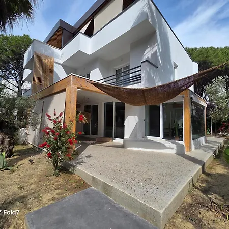 White Vila